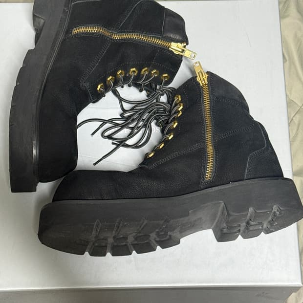 쏘유레슈어 벨루가 블랙 270