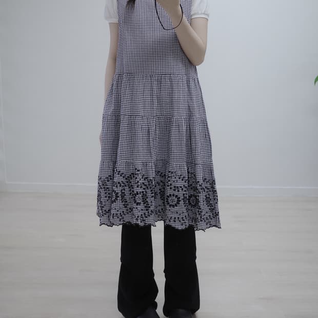  MEICONNE checked one-piece