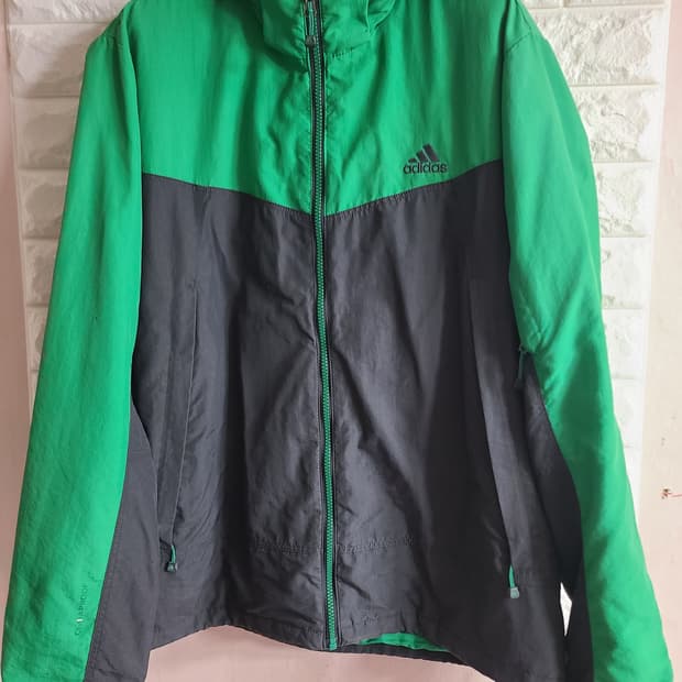 아디다스 그린/회색 후드 바람막이(105)