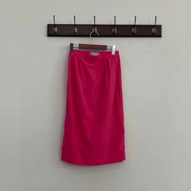 입생로랑 핑크 스커트