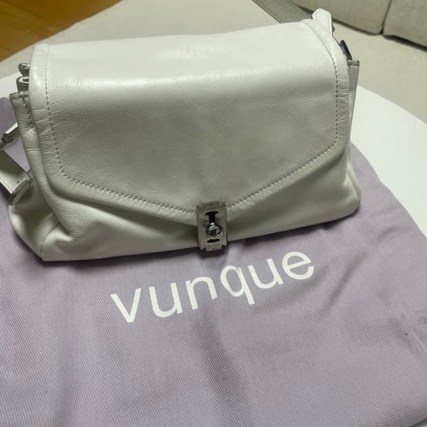 분크 오캄 숄더백