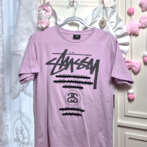 스투시 월드 투어 반팔 티셔츠 라벤더 핑크 회핑 M 사이즈