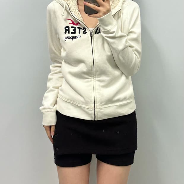 홀리스터 y2k 와투케 양털 울프죠 화이트 후드집업