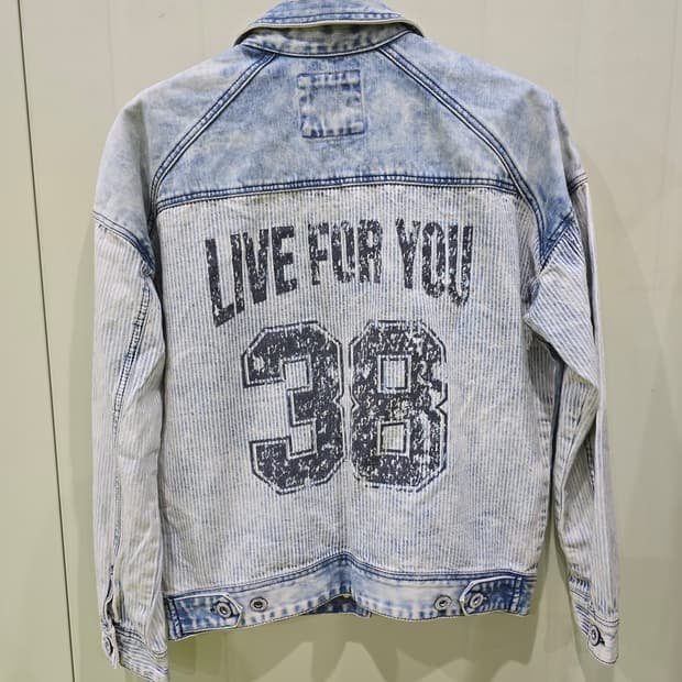 빈티지한 GUESS 오리지널 데님 자켓