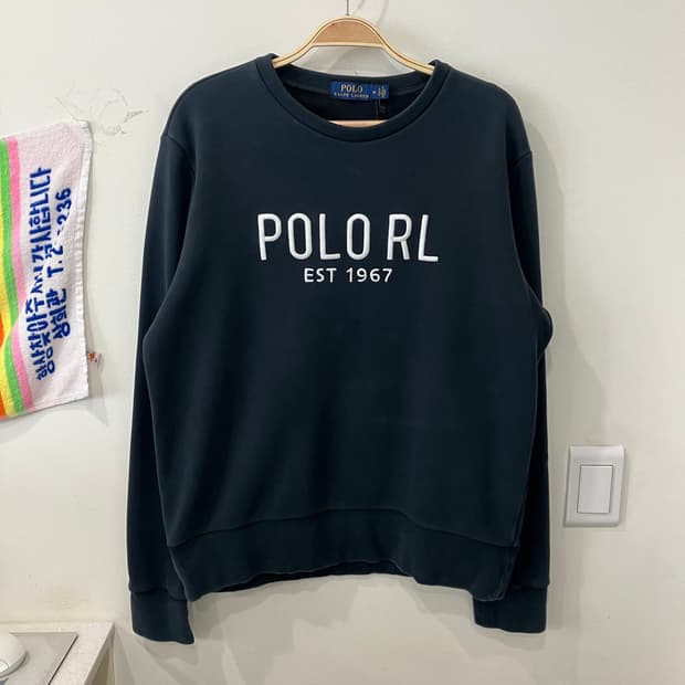 285 폴로 맨투맨