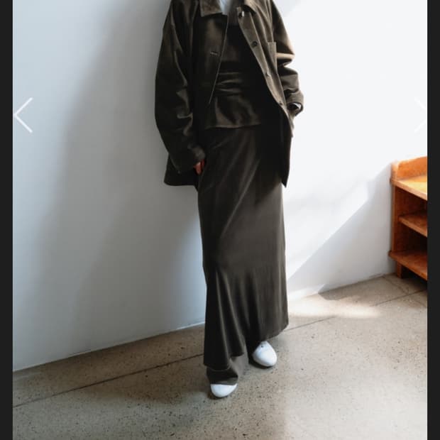 모노하 벨벳 저지 롱 스커트 카키