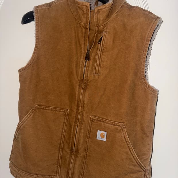 칼하트 양털 베스트