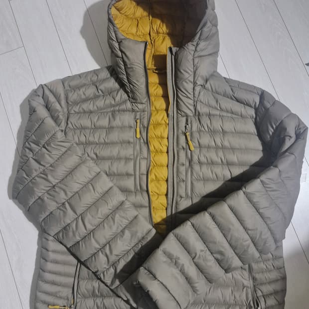 경량 후드 패딩 점퍼 105