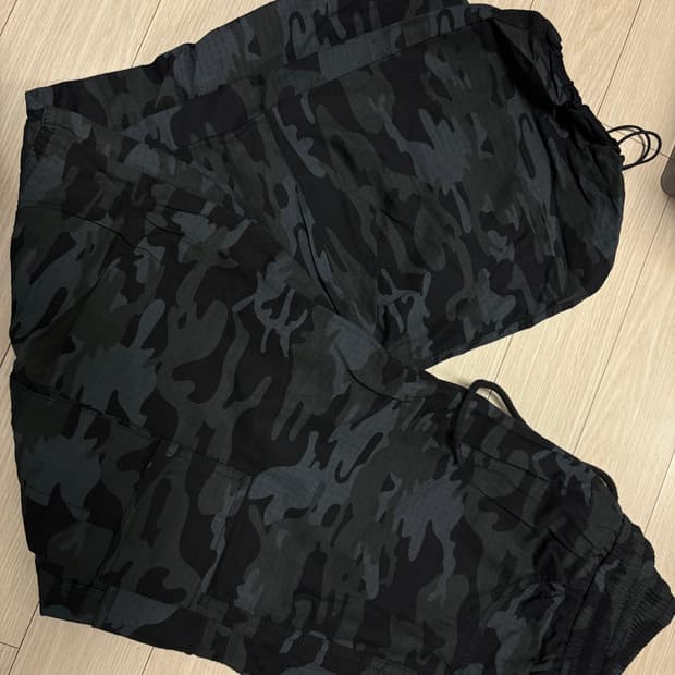 트릴리온 카모 카고 와이드 팬츠 조거팬츠