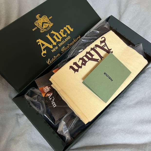 알든 9751 새상품 (9.5e)