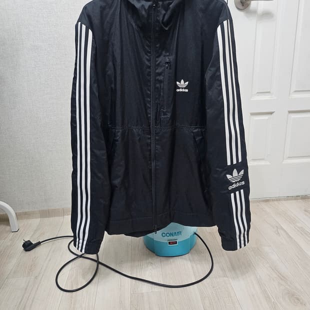 (100)L ☆초대장급☆ 아디다스 파이어버드 락업 [검흰] 바람막이