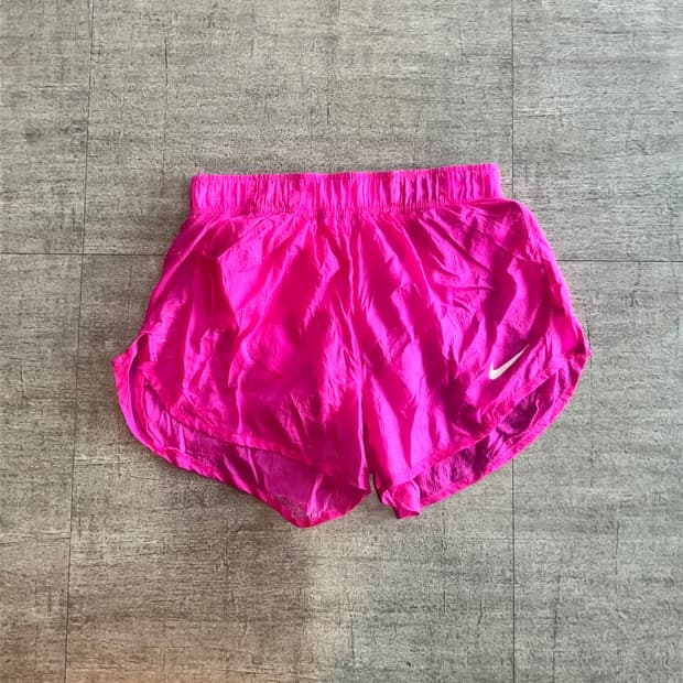 Nike 나이키 트레이닝쇼츠 반바지 핑크