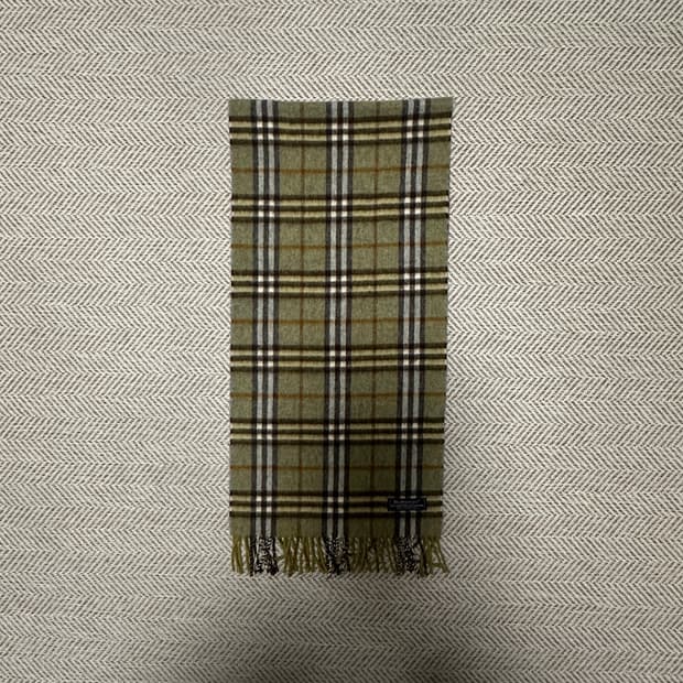 BURBERRYS cashmere 50% wool 50% muffler