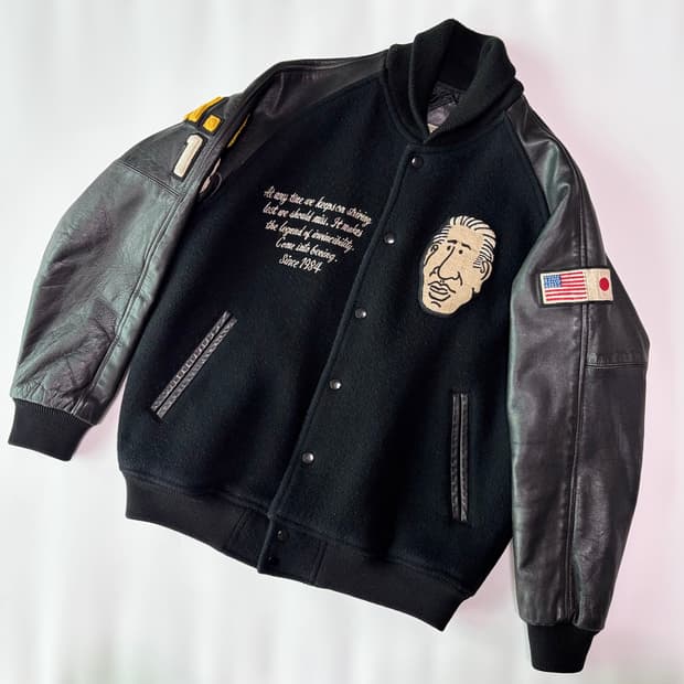 JANNU 메지로 도쿄 ‘KONA HILTON’ 레더 슬리브 바시티 재킷