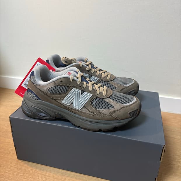 New Balance x Khakis 2010 Abzorb Shadow