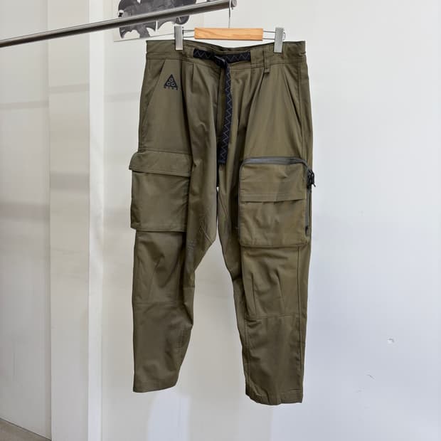 NIKE ACG 카고팬츠
