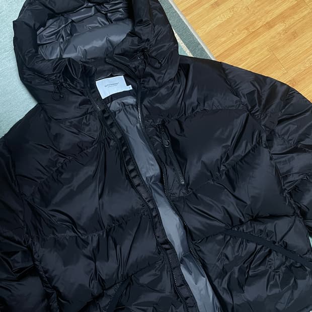 [L] 아웃스탠딩 폴라 구스 다운 파카 블랙
