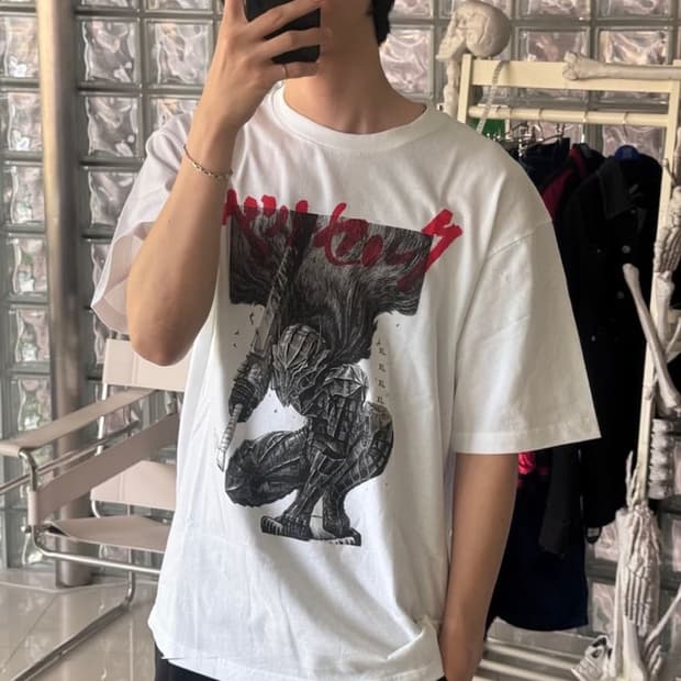 BERSERK PRINT TEE 베르세르크 프린트 티셔츠