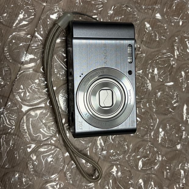 소니 사이버샷 w810 디지털 카메라 레이 디카