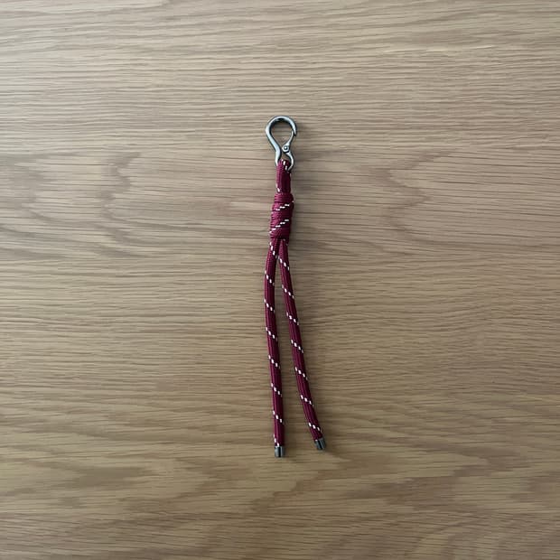 포에토 Miro string keyring (burgundy)
