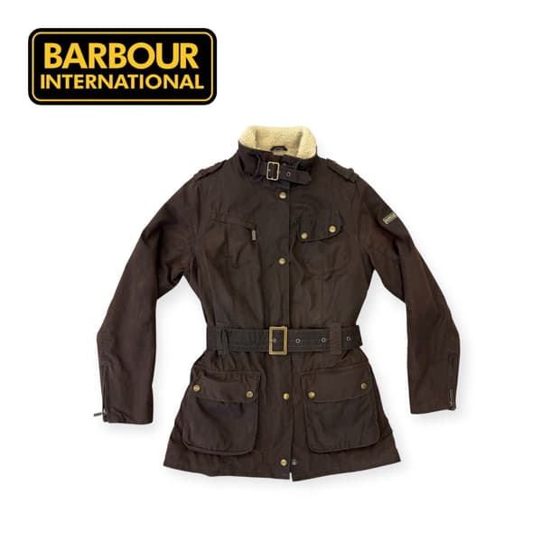 바버 폴라퀼트 벨티드 자켓