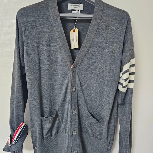톰브라운 24ss  메리노 울 가디건(새상품급/2)