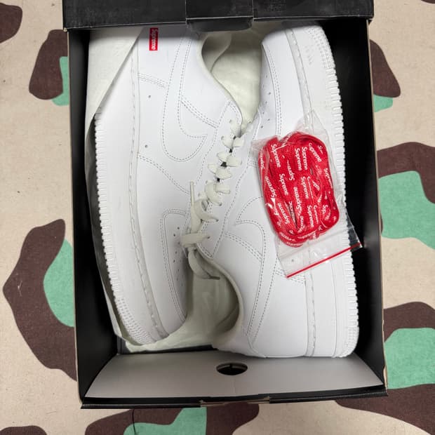 나이키 슈프림 에어포스