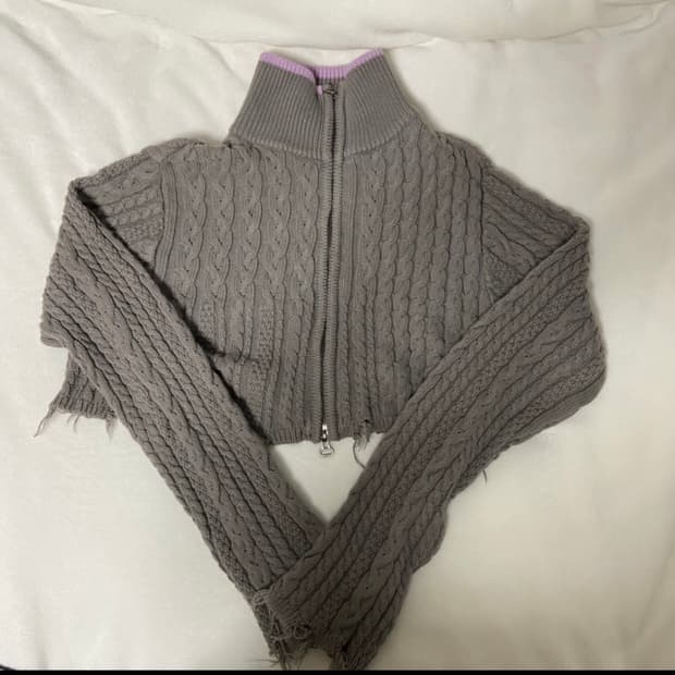 더일마 크롭 니트