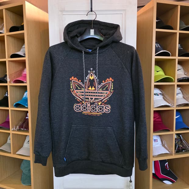 아디다스 후드티