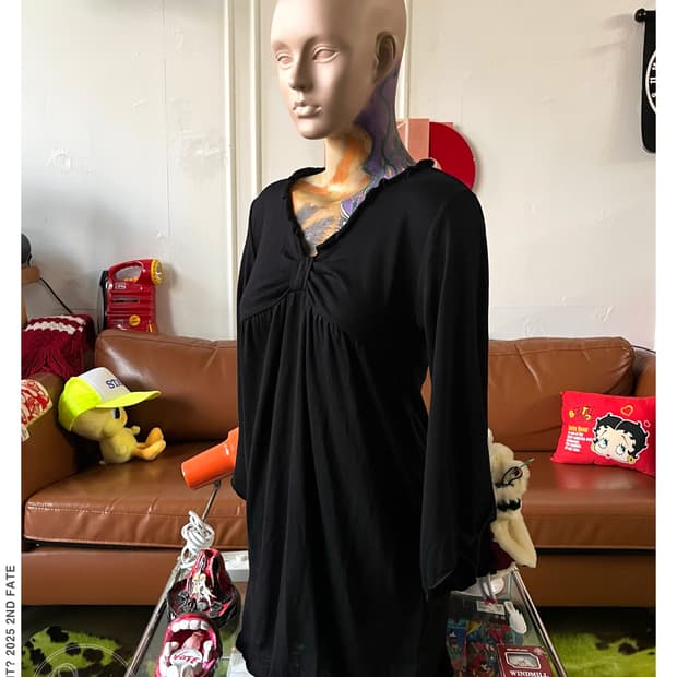 Sweet Rouge Gothic Ribbon Shirring Top