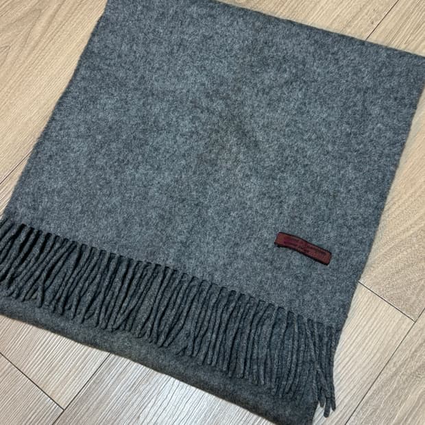 꼼데가르송 옴므 듀스 머플러