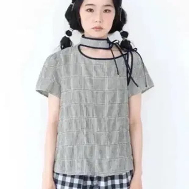 샵페어리 컷아웃 블라우스 블랙
