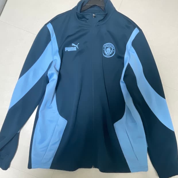 ⭐️퓨마 멘시티 희귀 져지 L⭐️