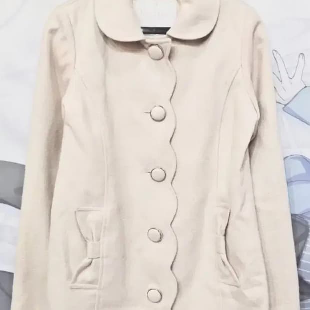 Lizlisa 리즈리사 빈티지 아이보리 리즈메로깔 달천깔 미소녀 코트