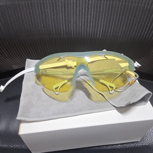 디스트릭트비전 파브 고글 판매