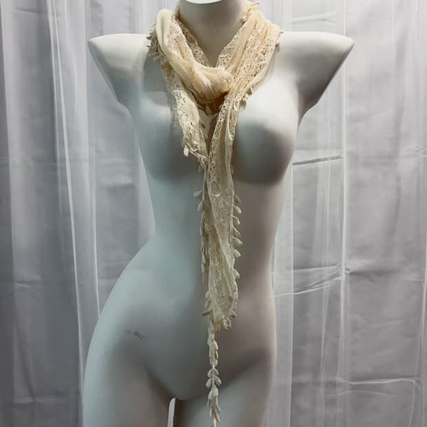 2) [Vintage] Lace Knit Scarf