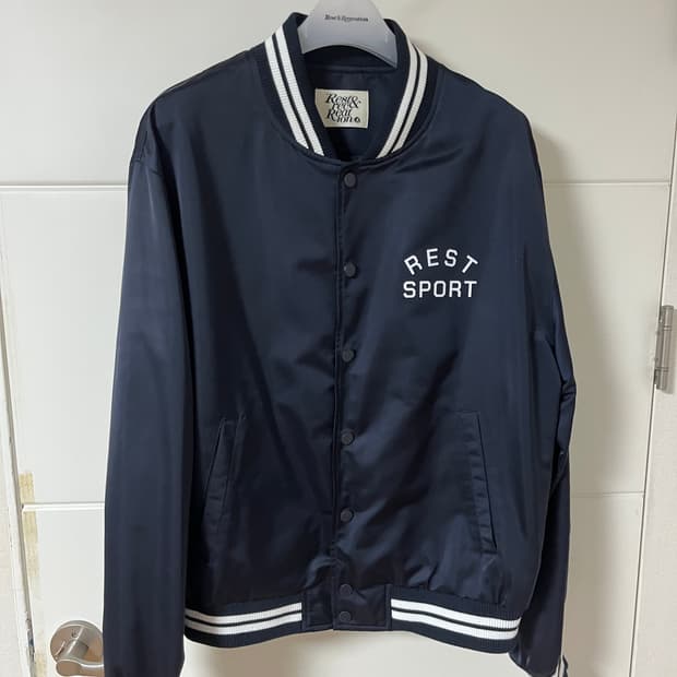 레스트앤레크레이션 봄버 자켓