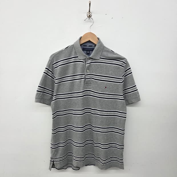 타미힐피거 스트라이프 카라티 그레이 남m