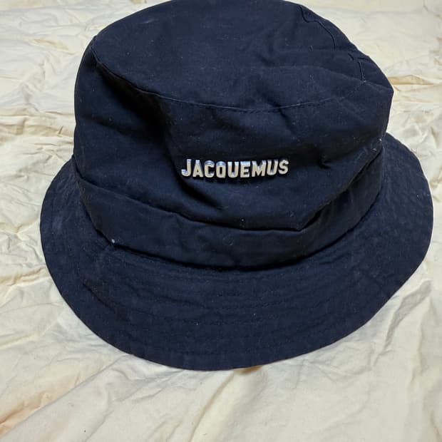 자끄무스 버킷햇