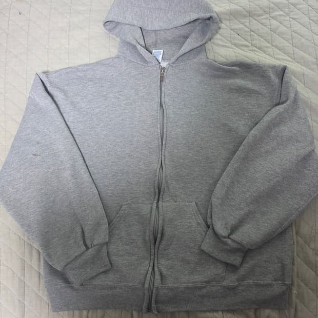 러셀 판완리스팅