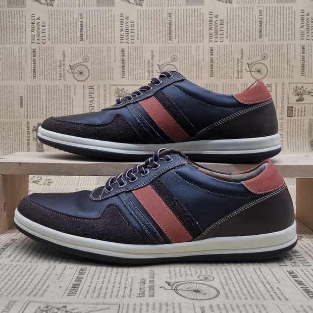 레노마 남성 스니커즈 270