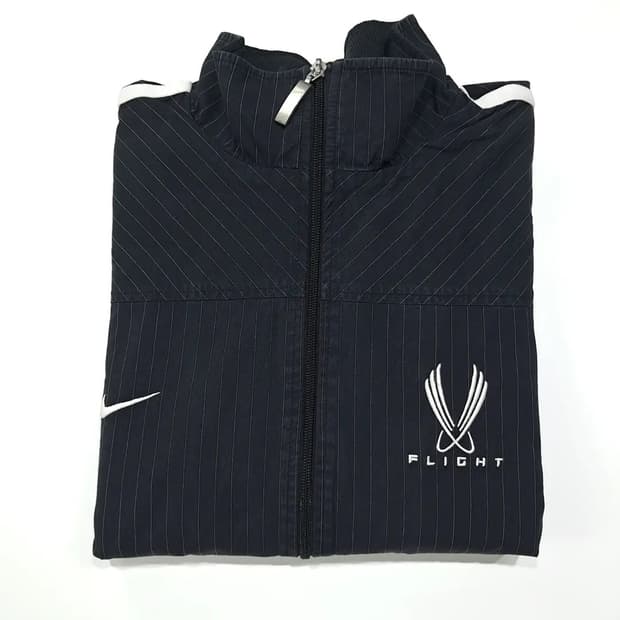 나이키 플라이트 아카이브 피스