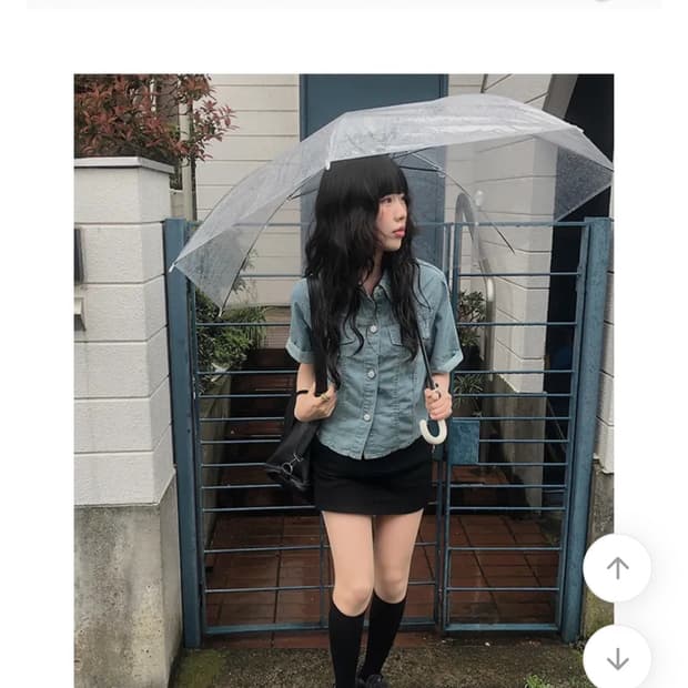 애니원모어 하늘 크롭 데님 반팔 셔츠