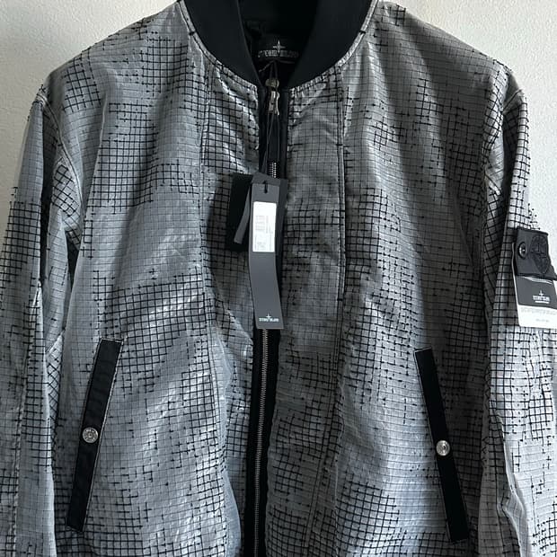 스톤아일랜드 쉐도우 립스탑 오간자 자켓 XL(105-110) 새상품