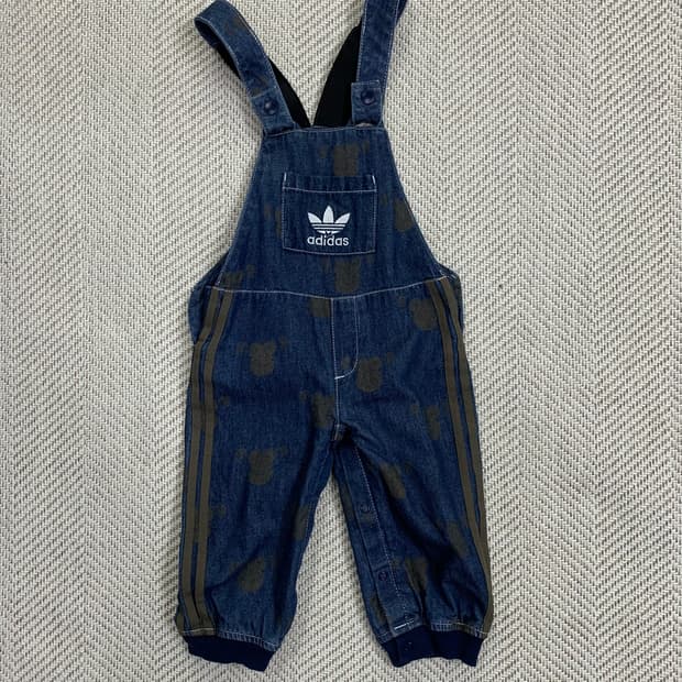 새상품급/아디다스 아기 멜빵바지 036