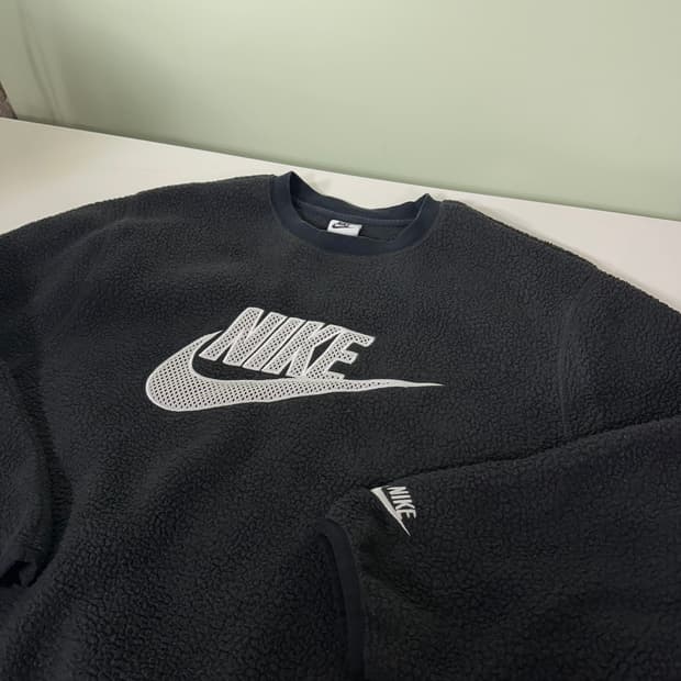 XL 나이키 오버핏 먹색 빅자수 플리스맨투맨