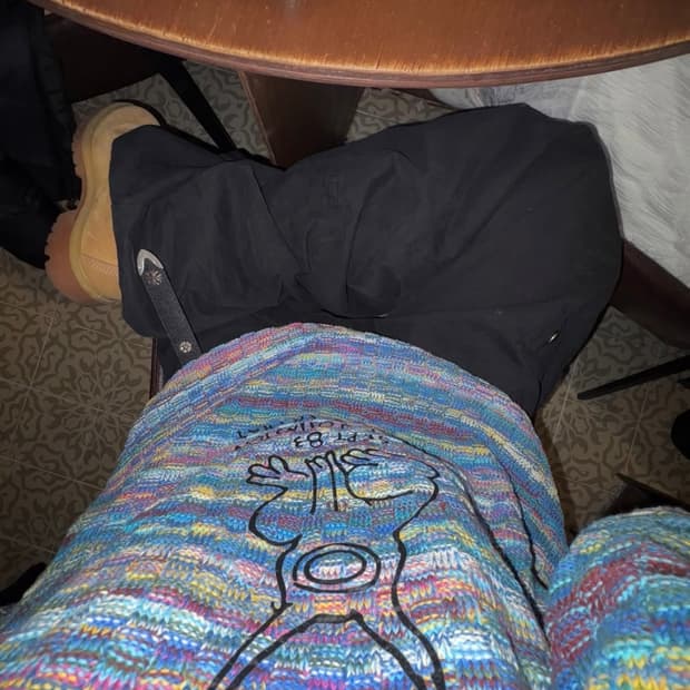 디스이스네버댓 다니엘존스톤 니트