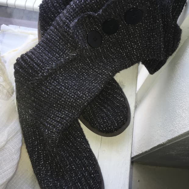 Ugg cardy boots charcoal