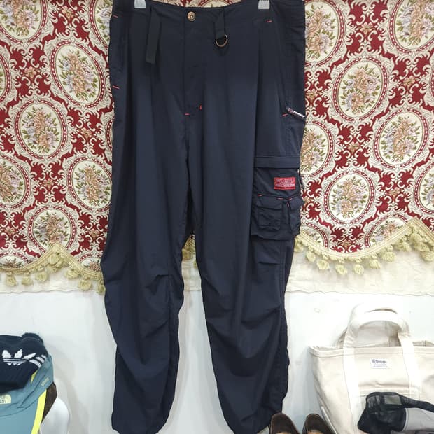 푸부 벨티드 웜업 카고 팬츠
​
fubu