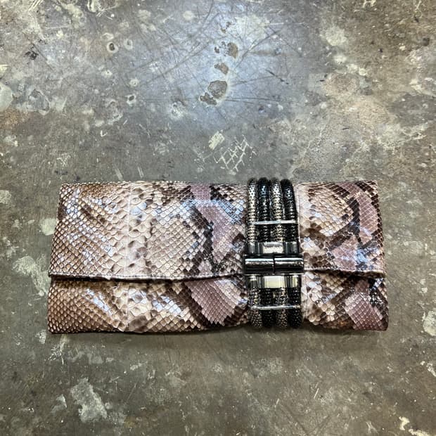 지미추 파이톤 클러치백 가방